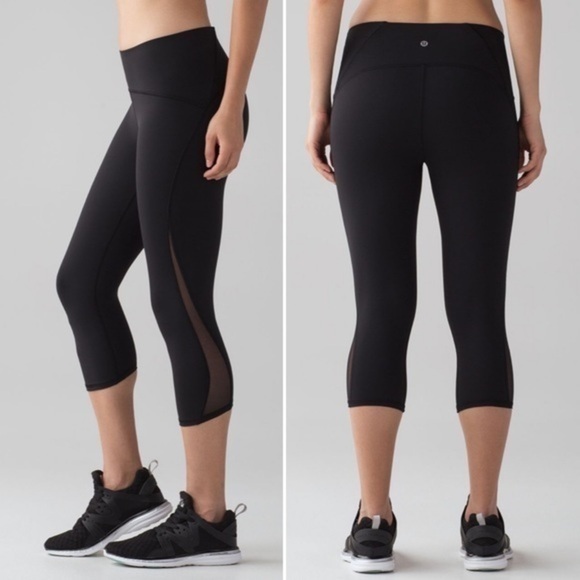 Lululemon Train Times Crop (17")
Black - Picture 1 of 11